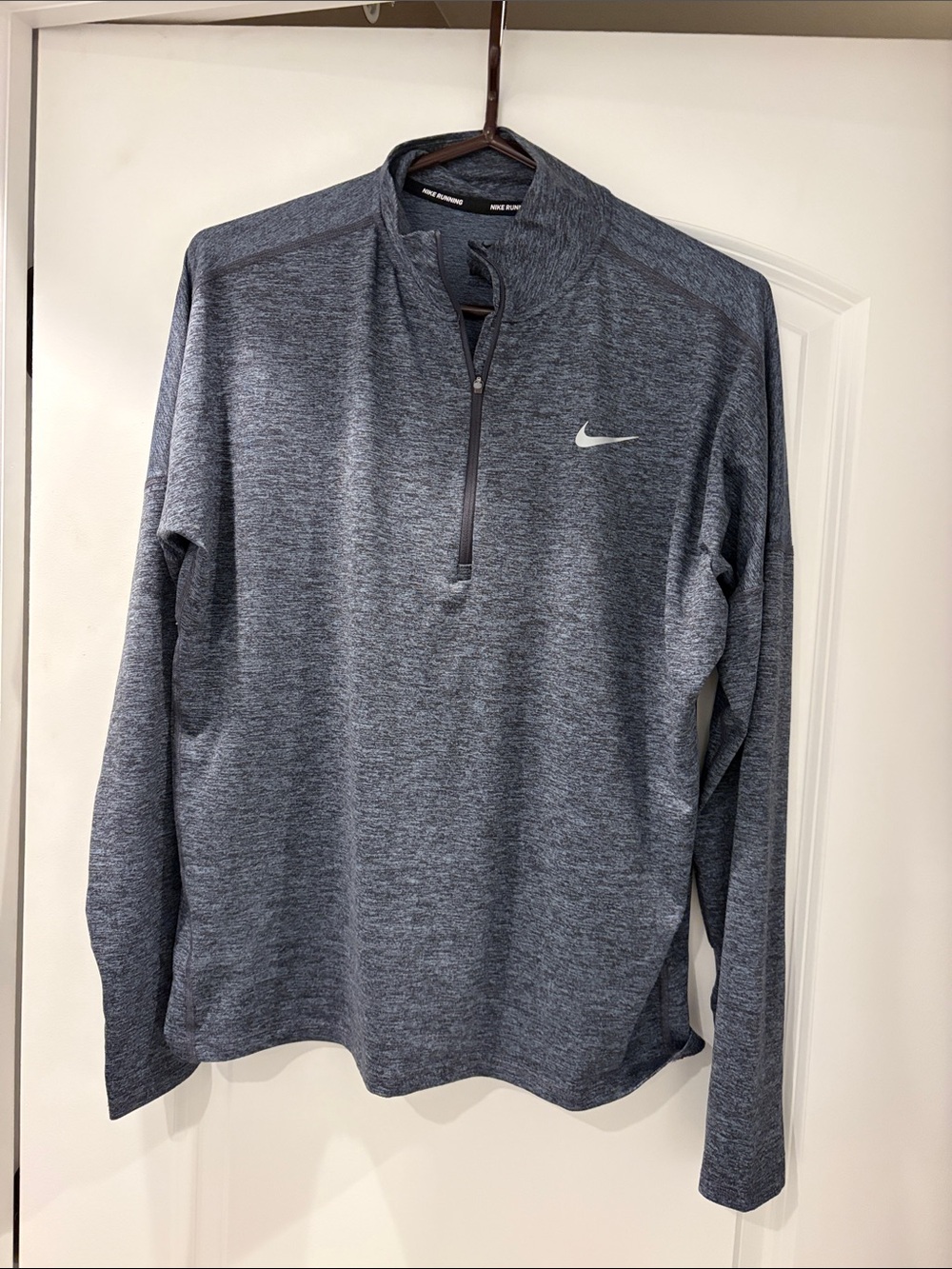 Nike women’s Heathered Purple Dark Gray Heather 1/4 Zip Training Pullover